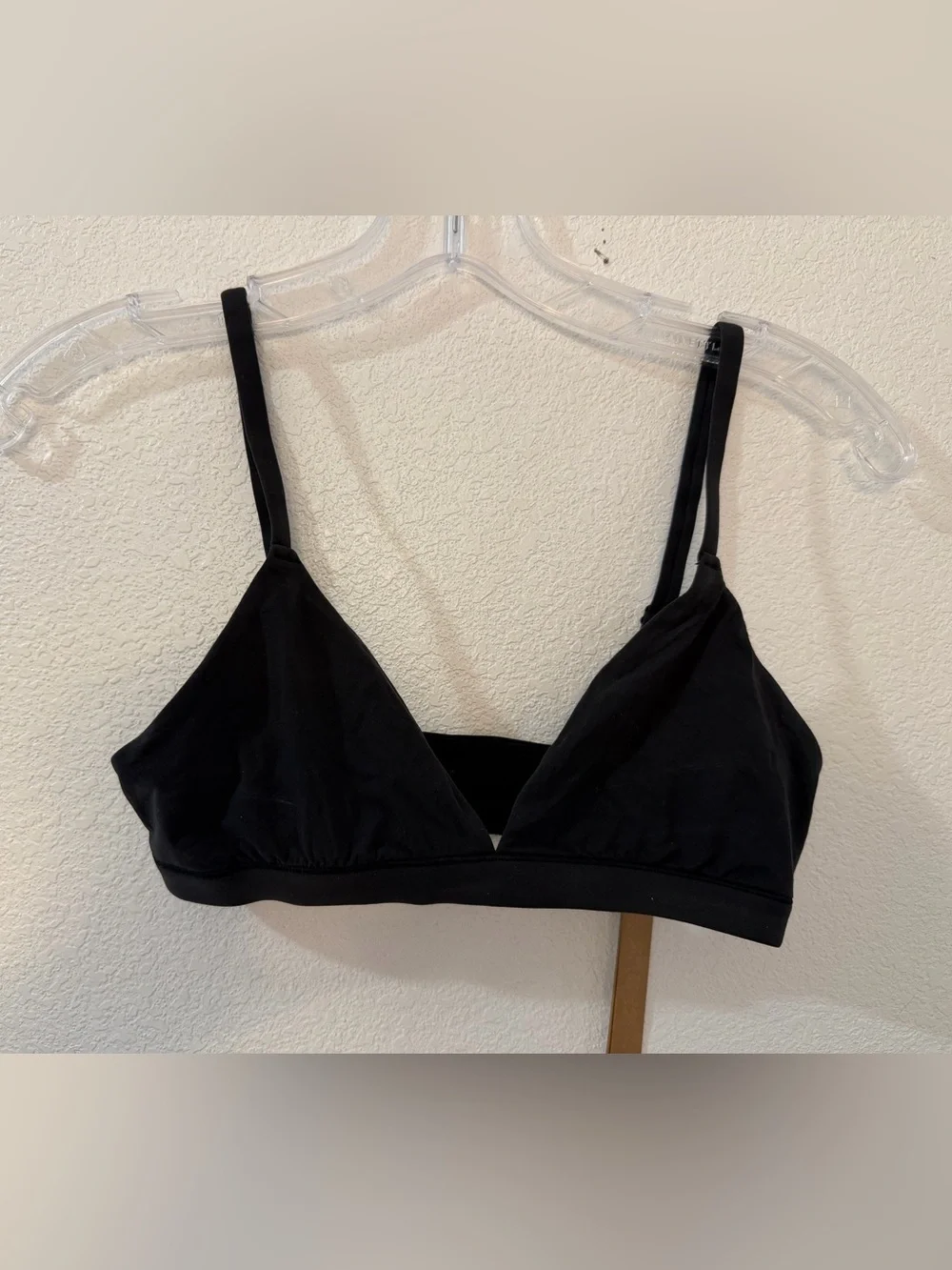 NWT SKIMS Fits Everybody Triangle Bralette Size Small Onyx Black Buttery Soft